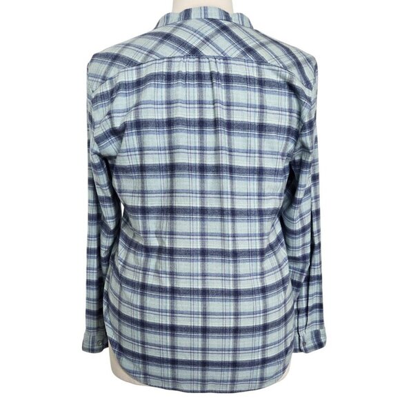 L.L. Bean 100% Cotton Flannel Blue Plaid Split Neck Button-Up Shirt Cabincore - Picture 2 of 9